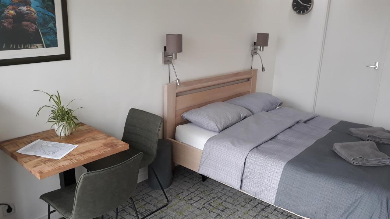 Biesbosch Bed & Breakfast Werkendam Bagian luar foto