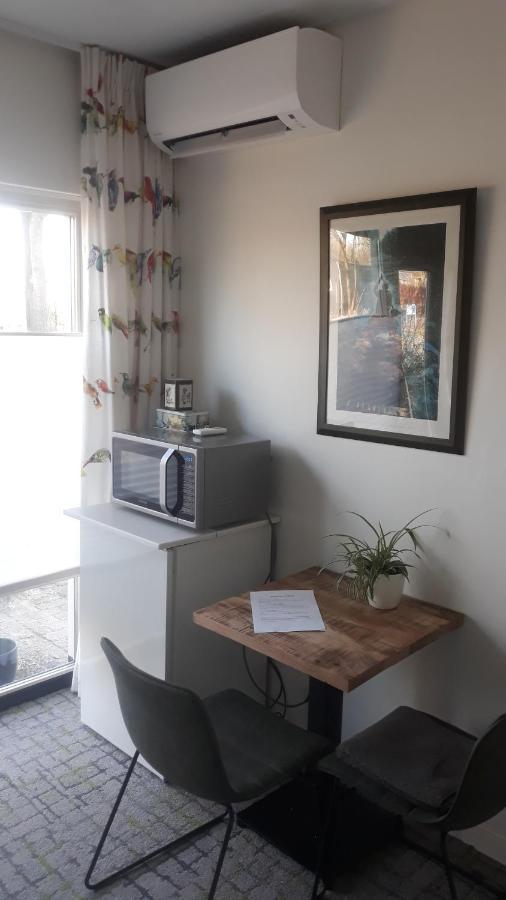 Biesbosch Bed & Breakfast Werkendam Bagian luar foto